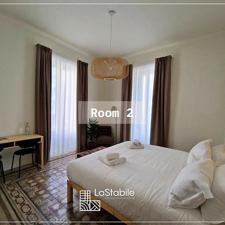 Lostabile Guesthouse & Coworking Бари Экстерьер фото