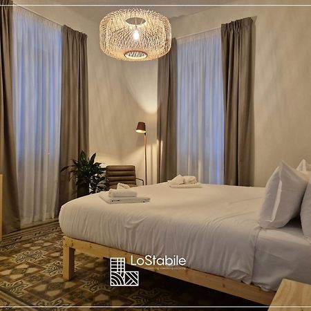 Lostabile Guesthouse & Coworking Бари Экстерьер фото