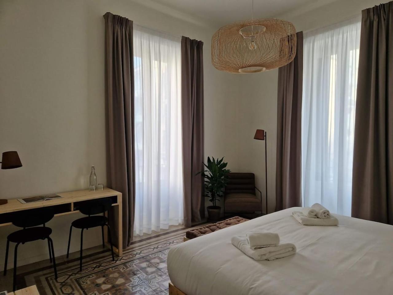 Lostabile Guesthouse & Coworking Бари Экстерьер фото
