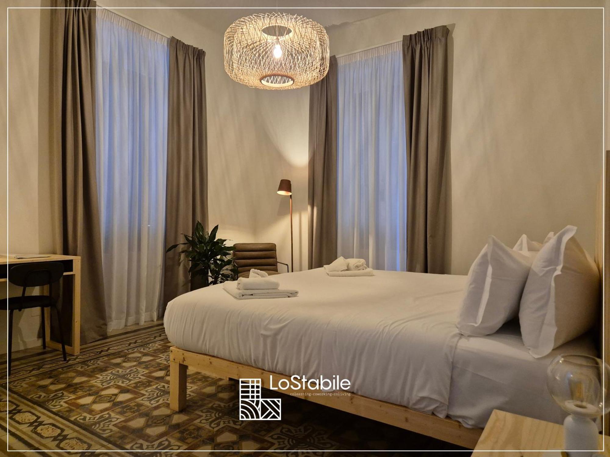 Lostabile Guesthouse & Coworking Бари Экстерьер фото